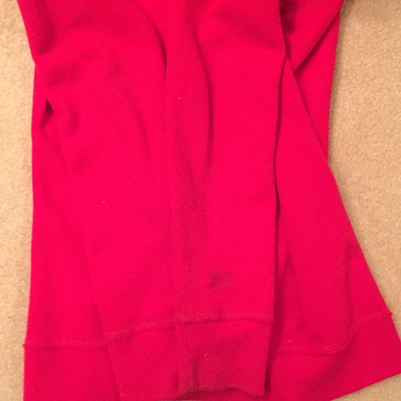 Hollister Red Sweatshirt Junior Size M w/ hood - Picture 6 of 7